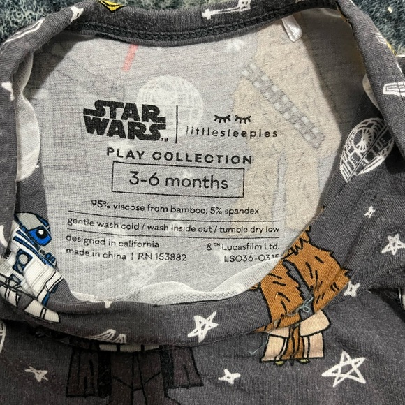 Little sleepies star wars onesie 3-6 months 
So cute, great condition - Picture 3 of 3